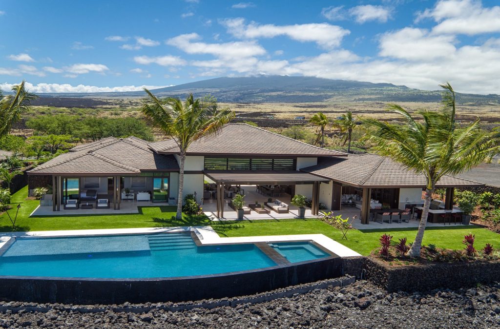 Huge Mansion With A Pool